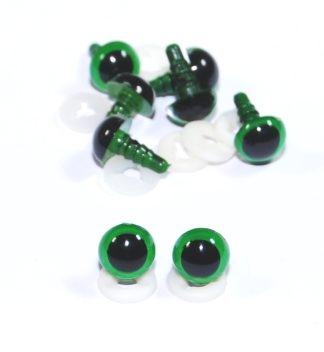 8mm Green Eyes Plastic Backs