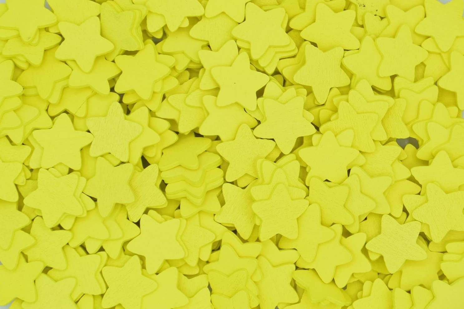 18mm Yellow Wooden Stars - Mini Craft Embellishments