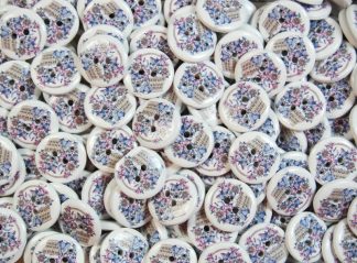 Children's Printed Wooden Buttons (Cat with Basket - 20mm)