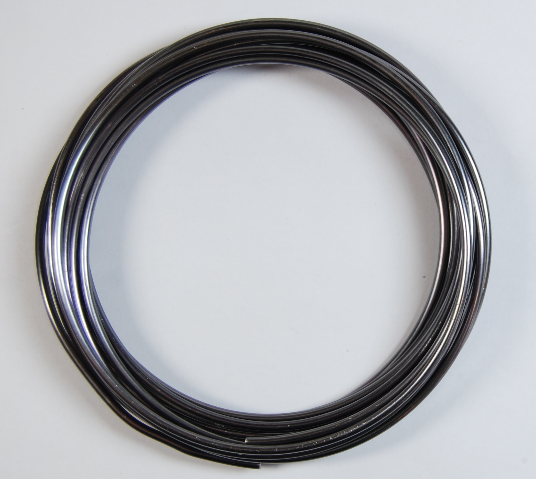 Pack of 1 Dark Grey 2.5mm x 5m Aluminium Wire CelloExpress