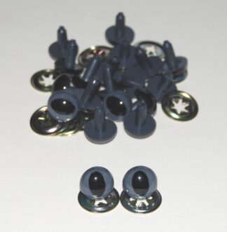 21mm Grey Cat Metal Back Eyes