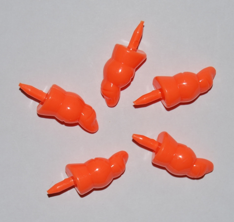 22mm Plastic Carrot Noses (Push In/No Backs) - Toy Components