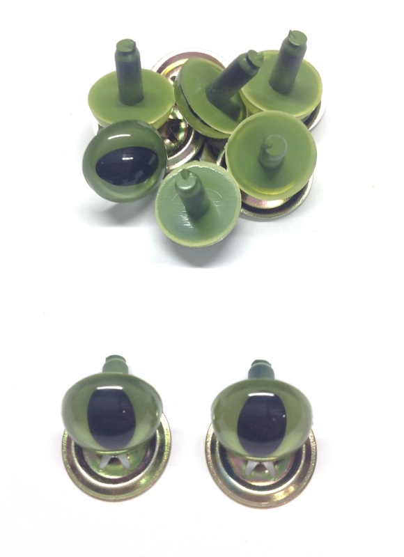 Pack of 4 Pairs - 10.5mm Green Cat Crystal Eyes with Metal Backs