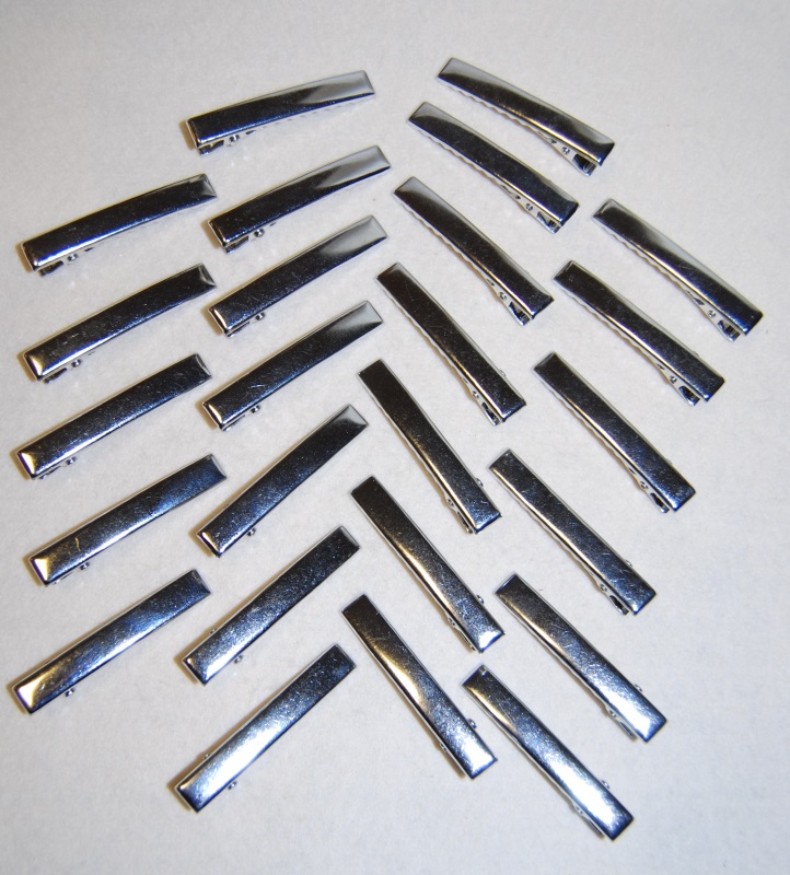 Pack of 25 - SILVER - 45mm Silver Alligator Hair Clips