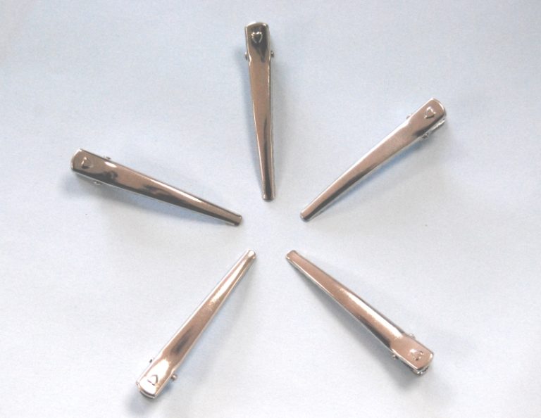Pack of 50 60mm Silver Slim Tip Alligator Clips With Hearts