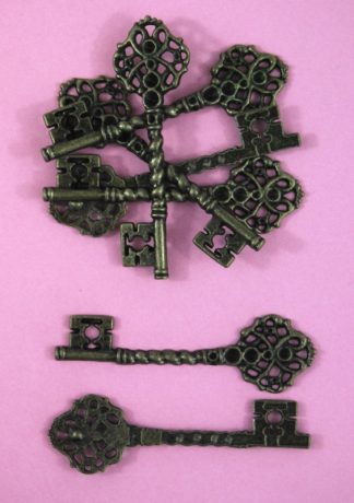 Antique Bronze Twisted Heart Key
