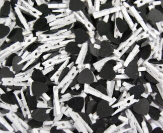 30mm Black Loveheart White Pegs