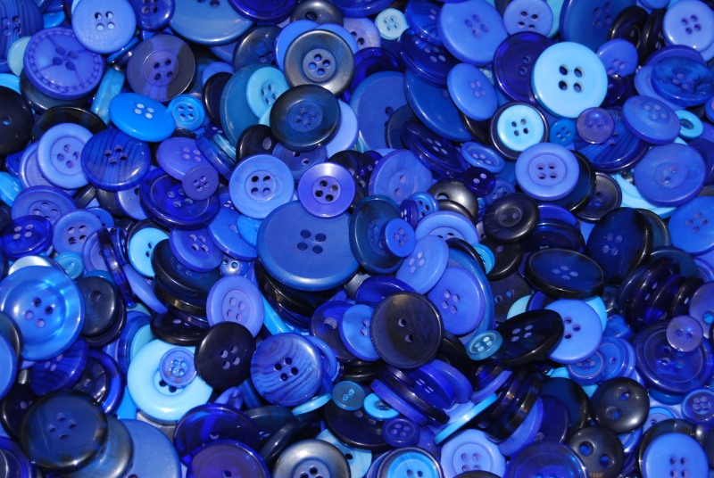 Pack of 500g - Mixed Sizes of Various Blue Buttons for Sewing and Crafting - CelloExpress