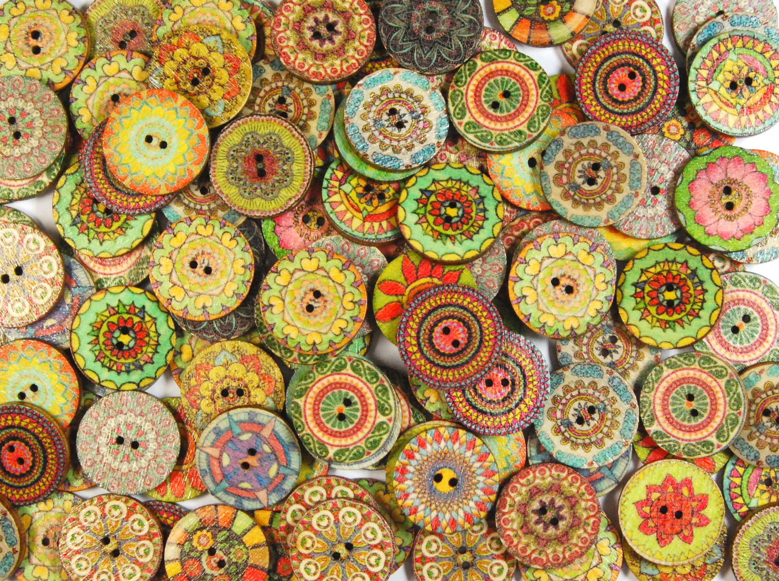 Fancy Wooden Buttons - Fancy Buttons 4 - 24mm