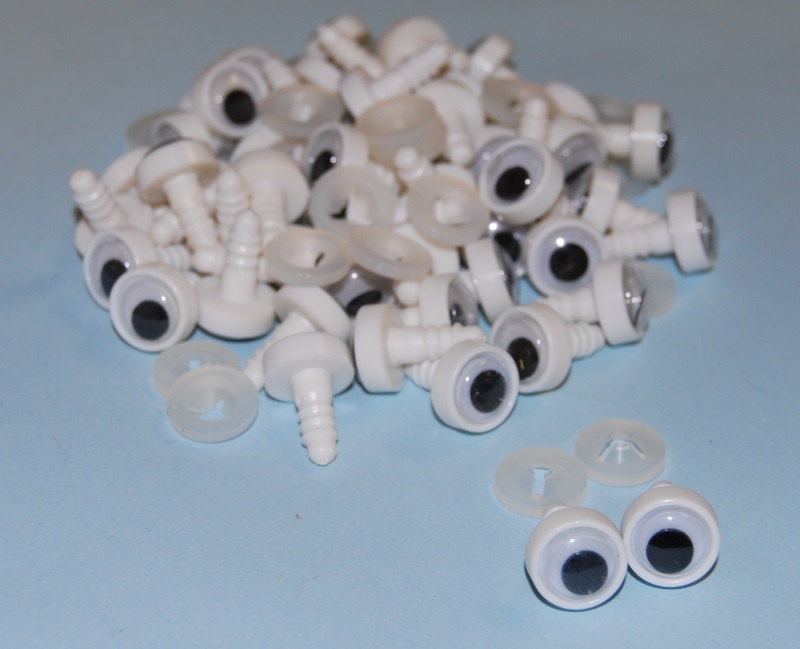 Pack of 50 Pairs - 12mm Googly Eyes with Plastic Backs