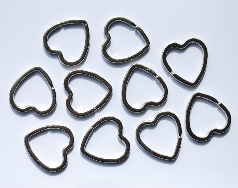 Pack of 50 - 31mm VALUE Silver Heart Split Rings