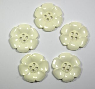 Cream Large Flower Buttons