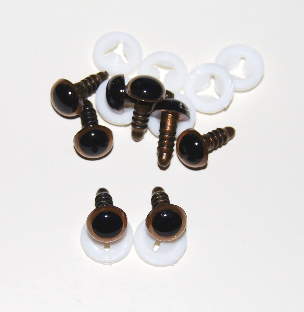 Pack of 4 Pairs - 8mm Light Brown Glass Like Eyes with Plastic Backs