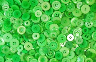 Pack of 100g - LIME GREEN Buttons - Mixed Sizes for Sewing and Crafting 11mm to 25mm