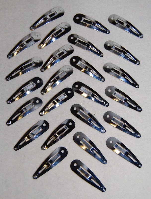 Pack of 25 - 70mm Silver Snap Hair Clip With Hole - Sleepy Bendies