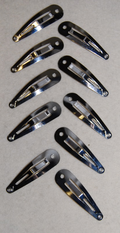 Pack of 25 - 30mm Silver Snap Hair Clips with Holes - Sleepy Bendies