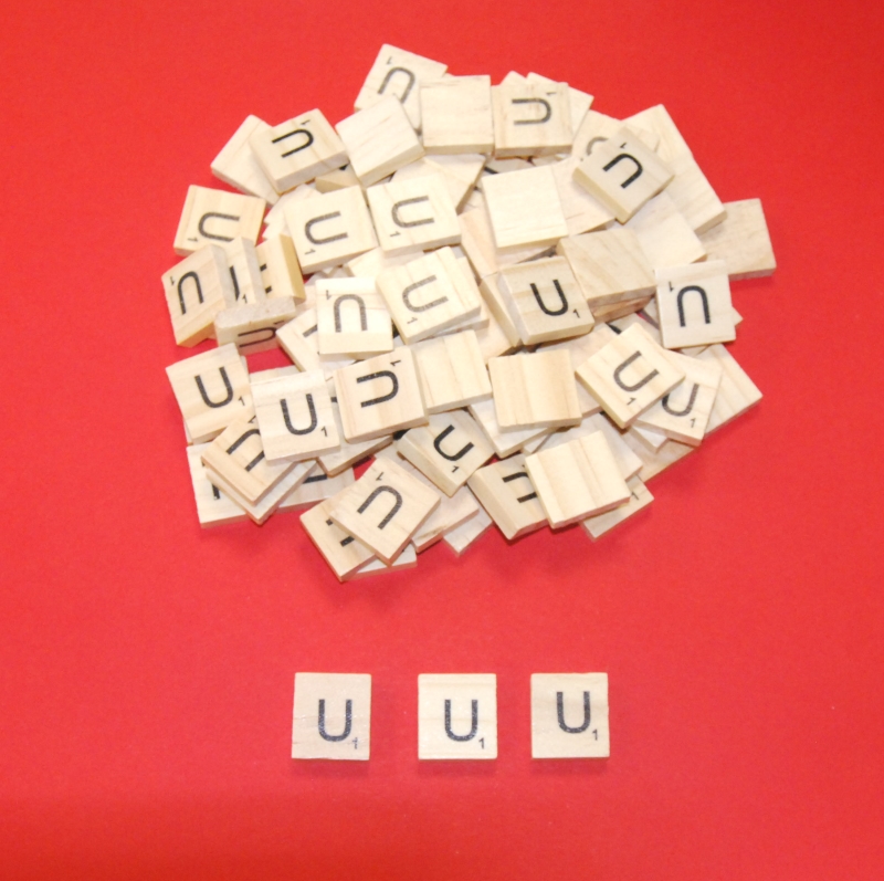 Pack of 20 - Letter 'U' Scrabble Wooden Tiles