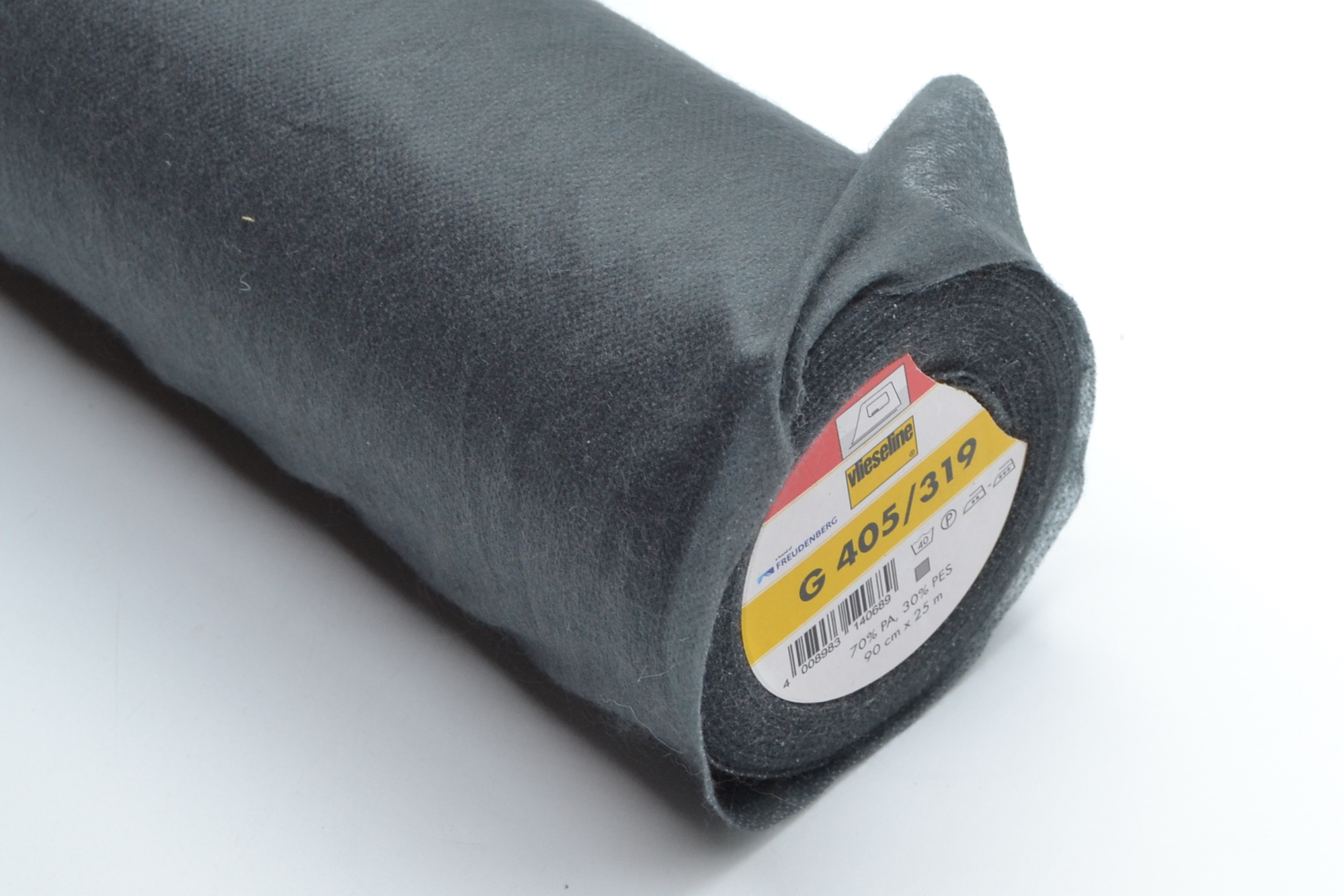 Vlieseline Iron on Fusible Interfacing - Medium (G405) - Black