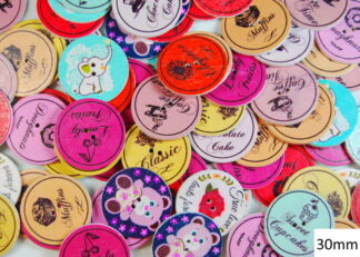 Wooden Printed Buttons (Ladies Mix Type 1, 30mm)