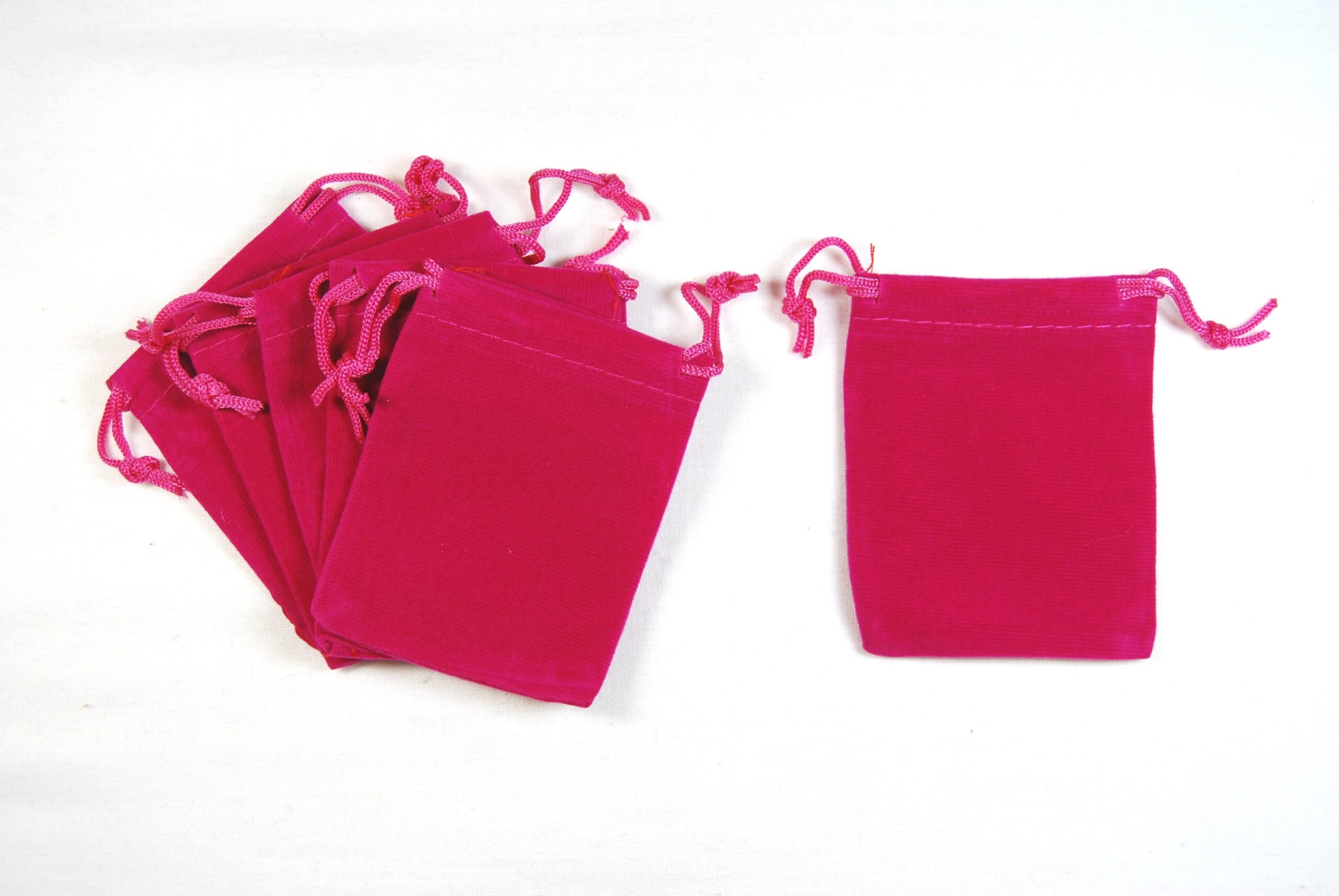 Pack of 25 - 7cm x 9cm Camellia Straight Velvet Jewellery Bags