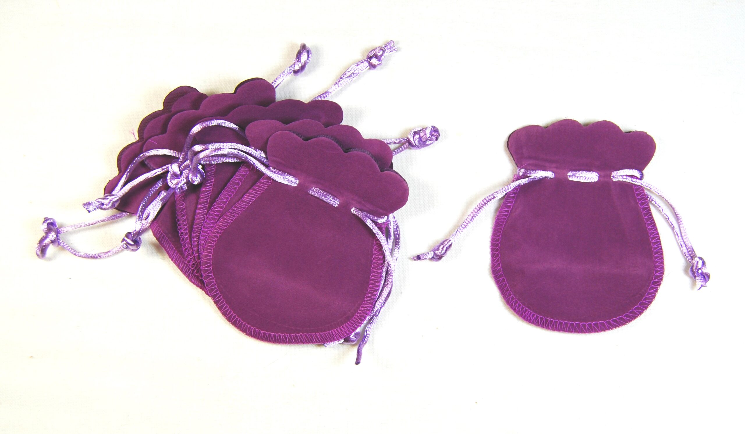 8cm x 10cm Plum Round Velvet Pouches - Jewellery Gift Bags