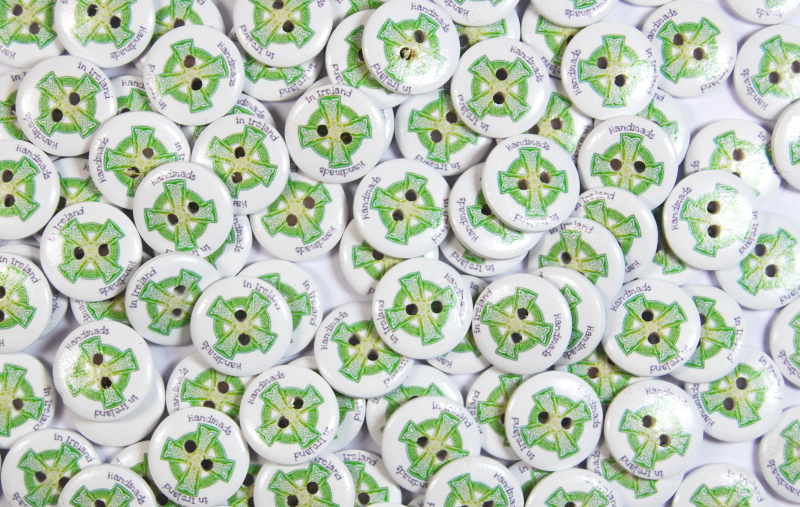 20mm Made In Ireland - Celtic Cross - Irish Themed Wooden Buttons