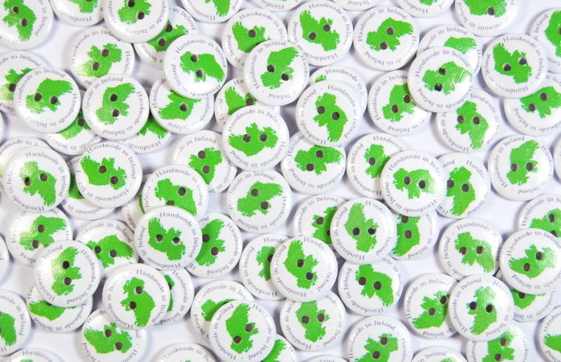 20mm Made In Ireland - Map - Irish Themed Wooden Buttons