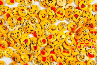 Children's Printed Wooden Buttons (Mixed Faces 1 - 15mm)