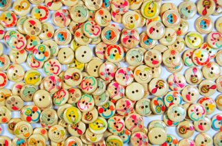 Natural Wooden Buttons - 15mm Natural Buttons 11