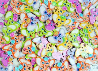 Childrens Character Printed Wooden Buttons  (Elephant Type 1 - 27mm)
