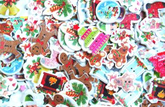 Christmas Wooden Buttons - Christmas Mix Type 8