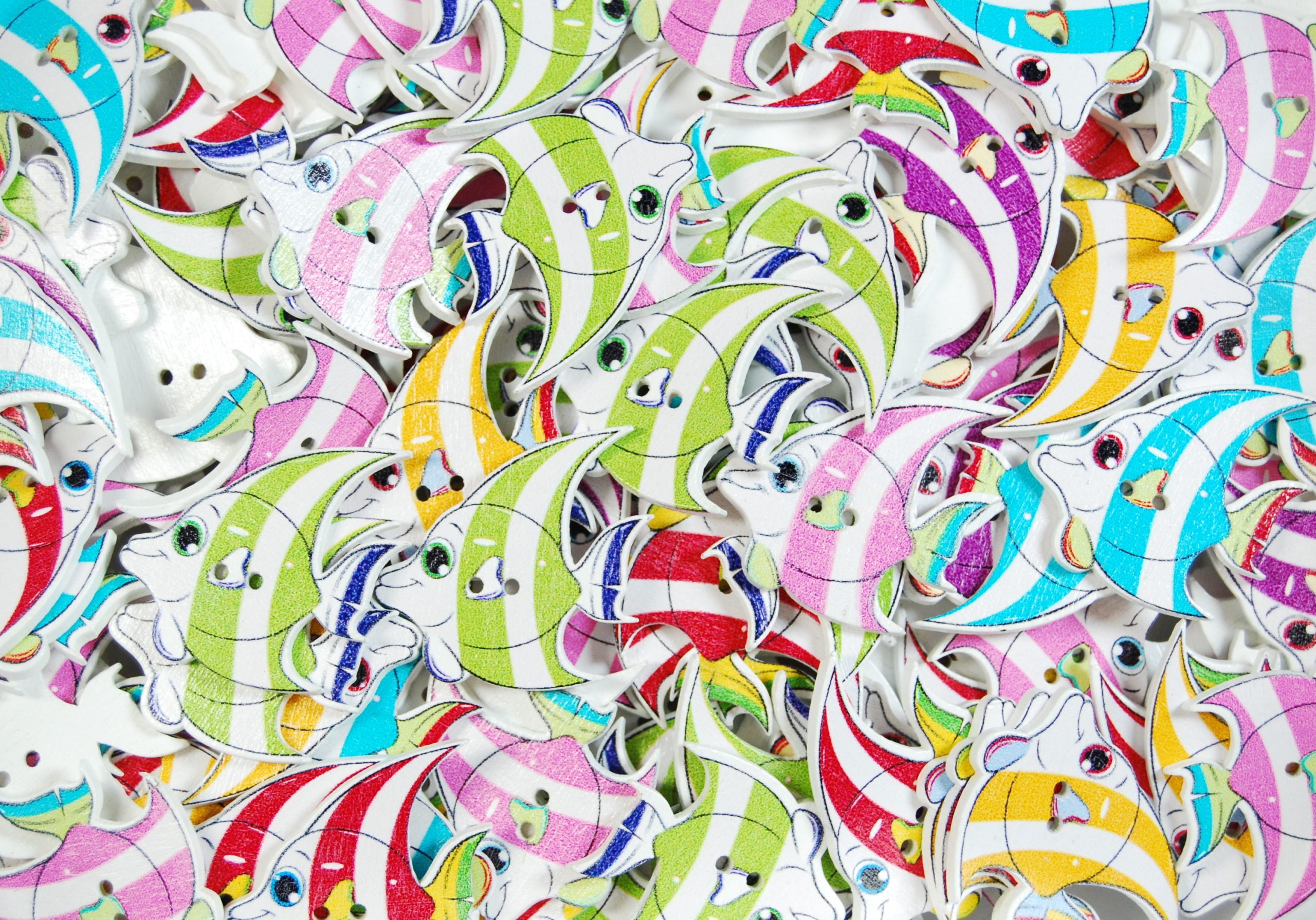 Childrens Character Printed Wooden Buttons (Angel Fish Type 1)