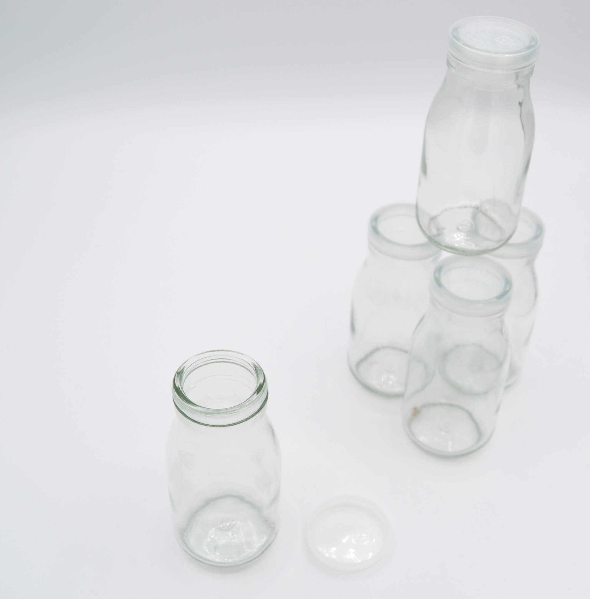 Round Glass Jars with Lids and Inserts 200ml Milk Bottles Clear