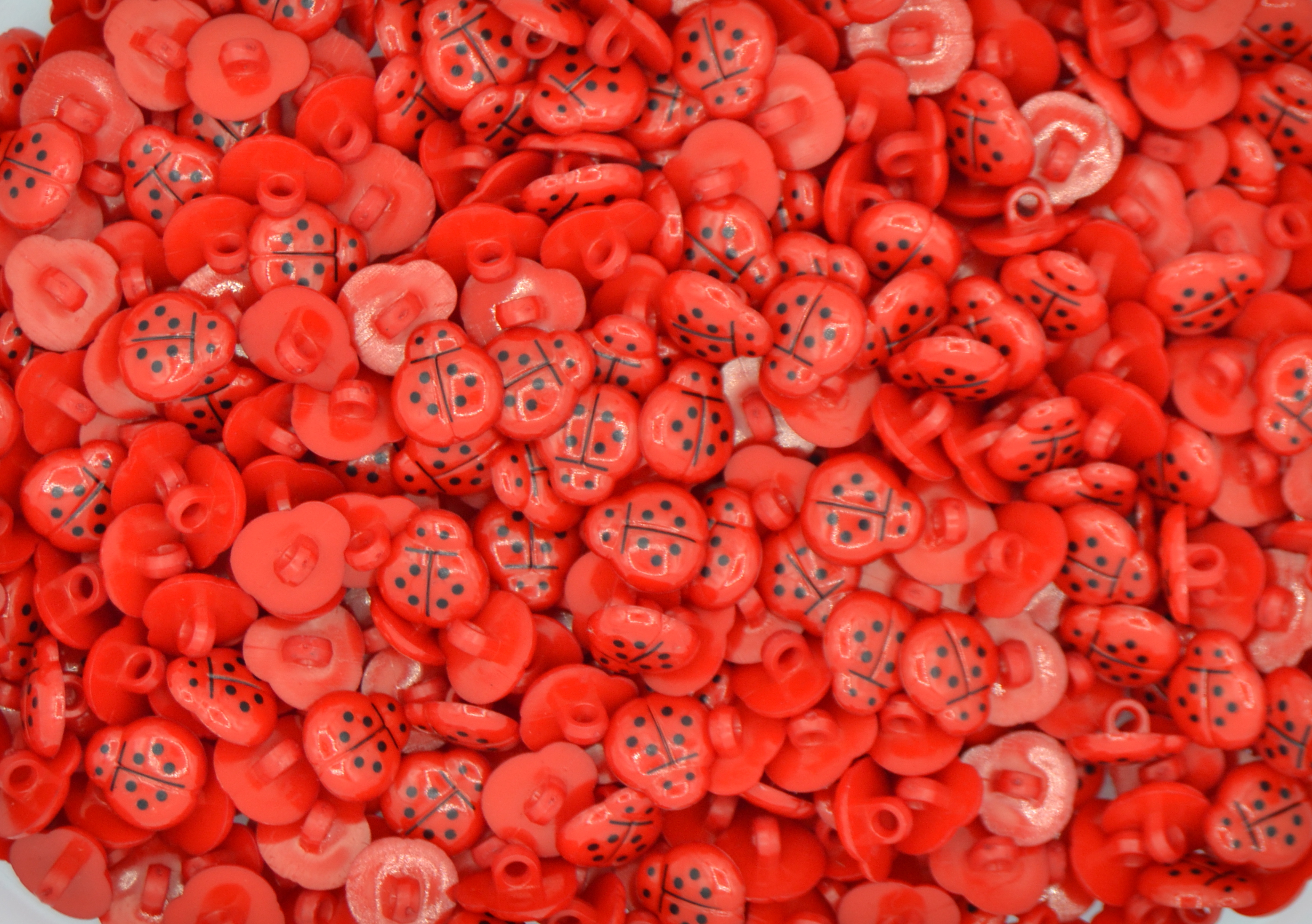 Red - Ladybird Shank 14mm - Acrylic Buttons for Costumes & Children's Craft Projects