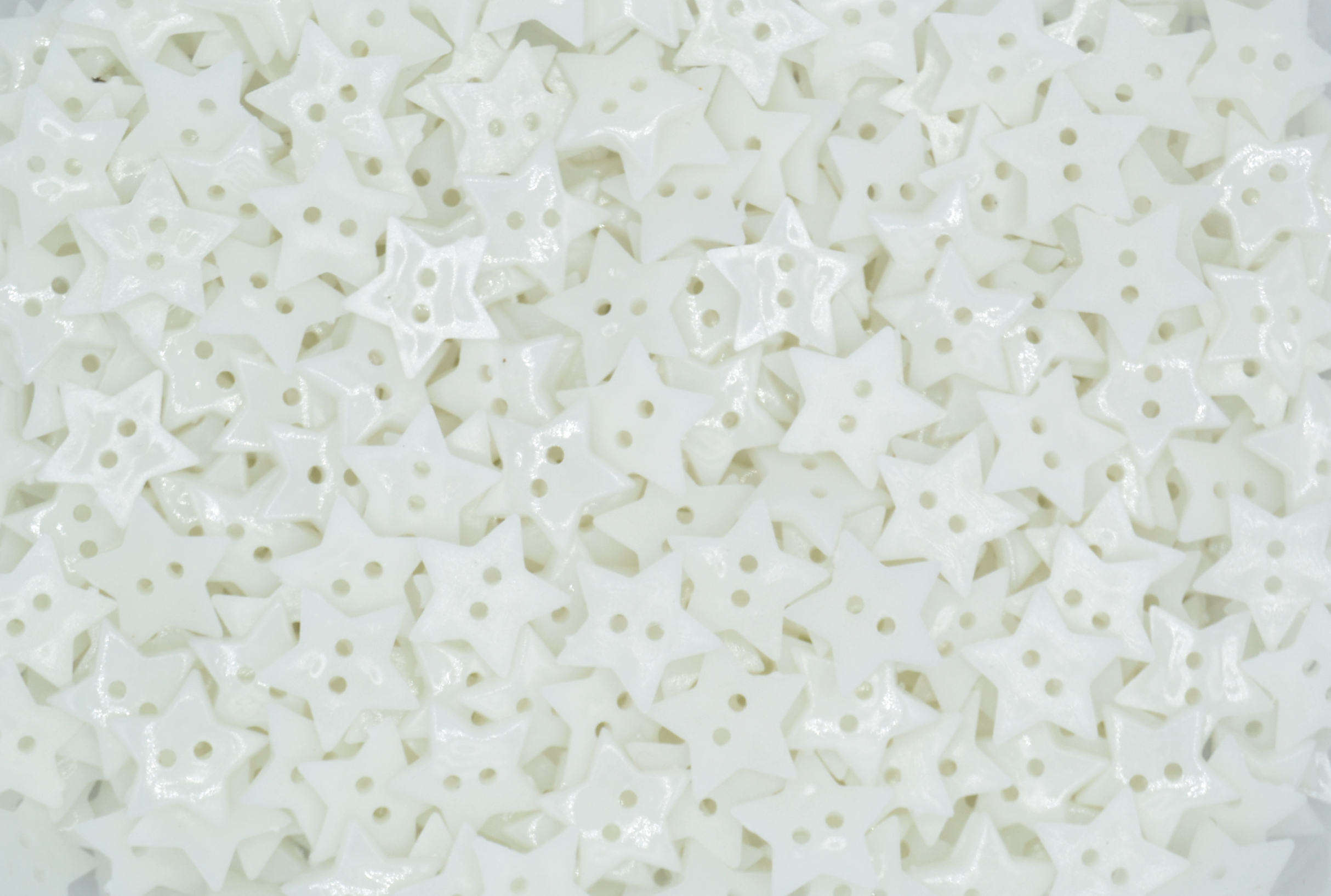 White - Star 2 Hole 19mm - Acrylic Buttons for Costumes & Children's Craft Projects