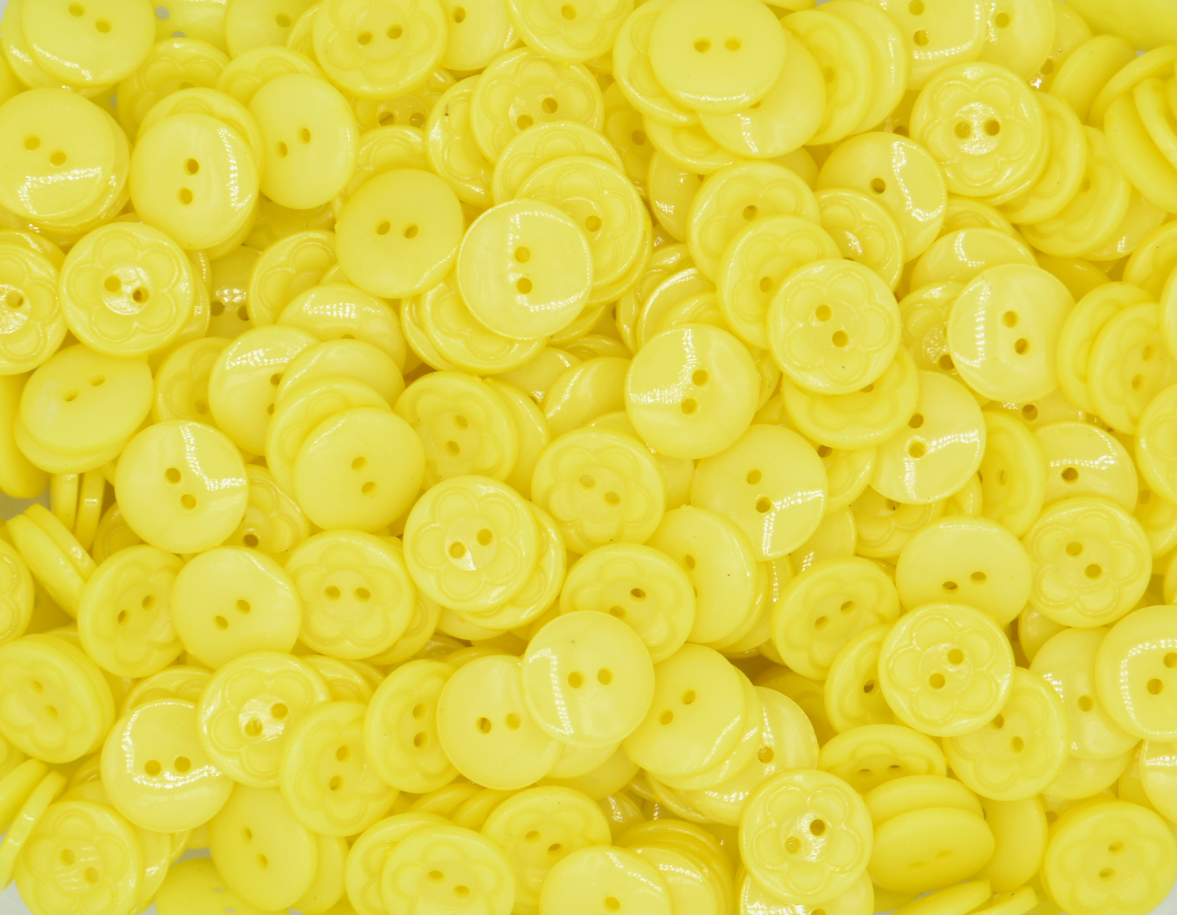 Yellow - Flower Shirt 2 Hole 16mm - Acrylic Buttons for Costumes & Children's Craft Projects