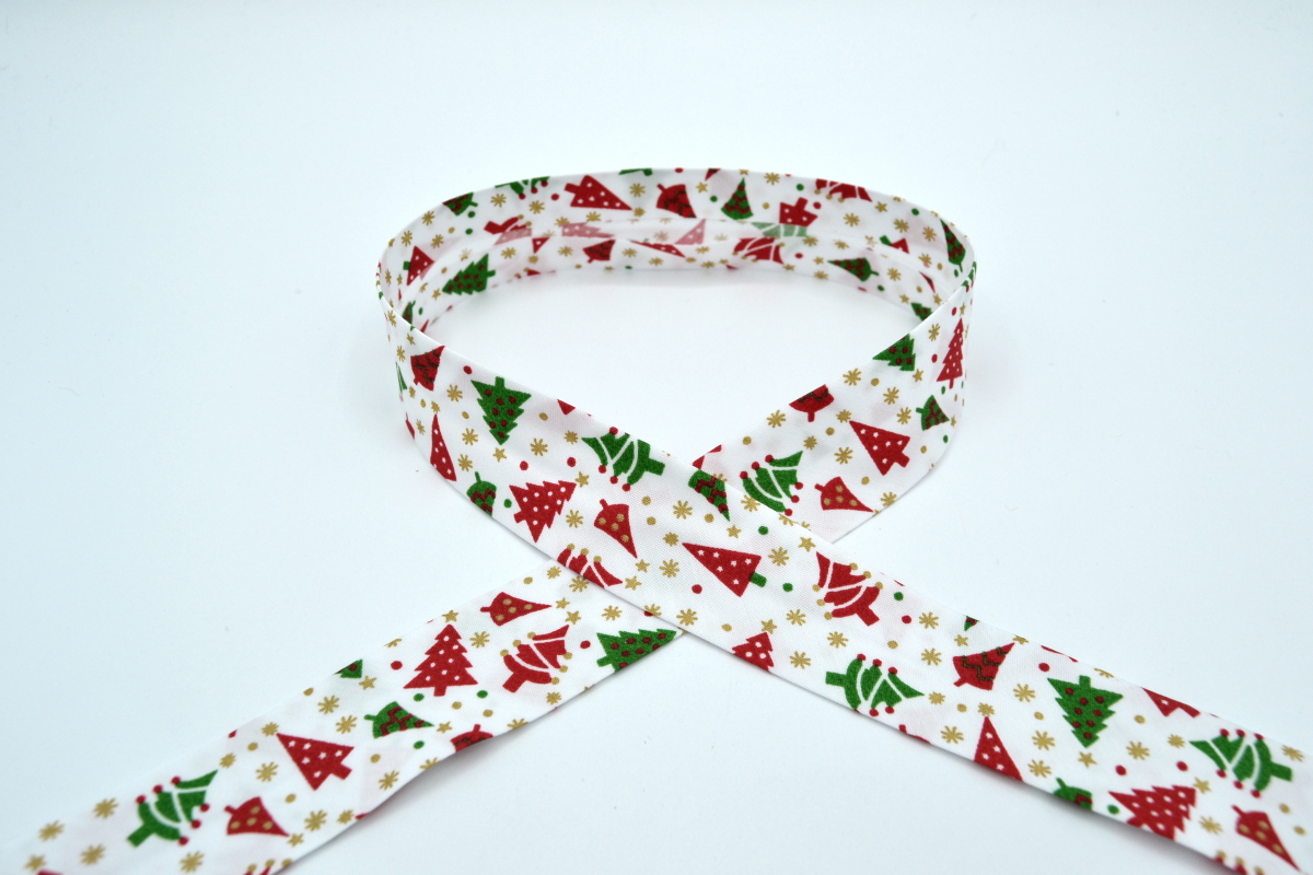 Bias Folded Fabric - 30mm Polyester - 202 White Christmas Trees