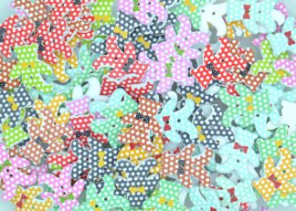 Childrens Character Printed Wooden Buttons - Unique Childrens Cartoon Designs - Spotty Teddy Bear Type 1 (25mm)