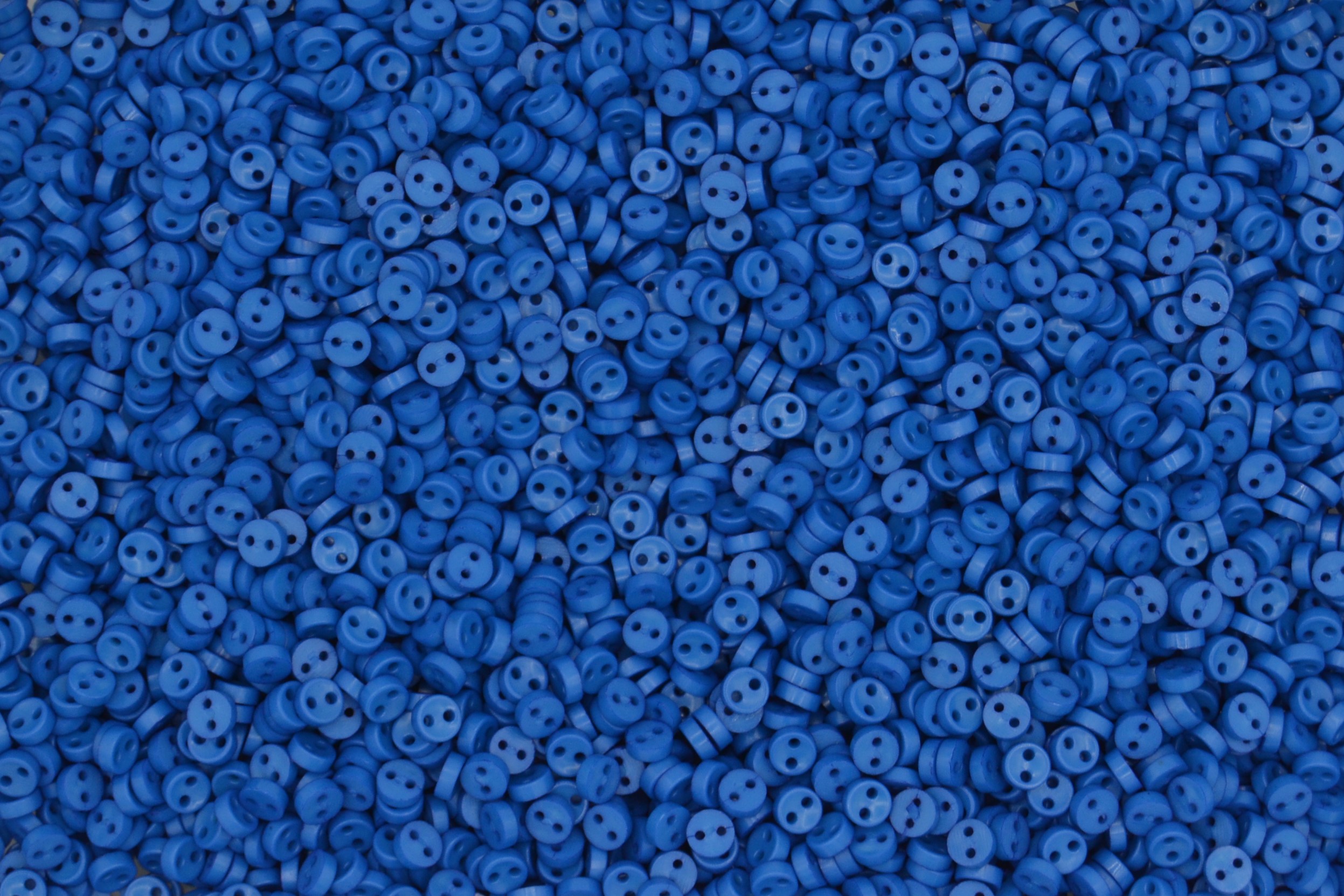 5mm Royal Blue Round Mini Doll Buttons - Dolls & Soft Toys Clothes