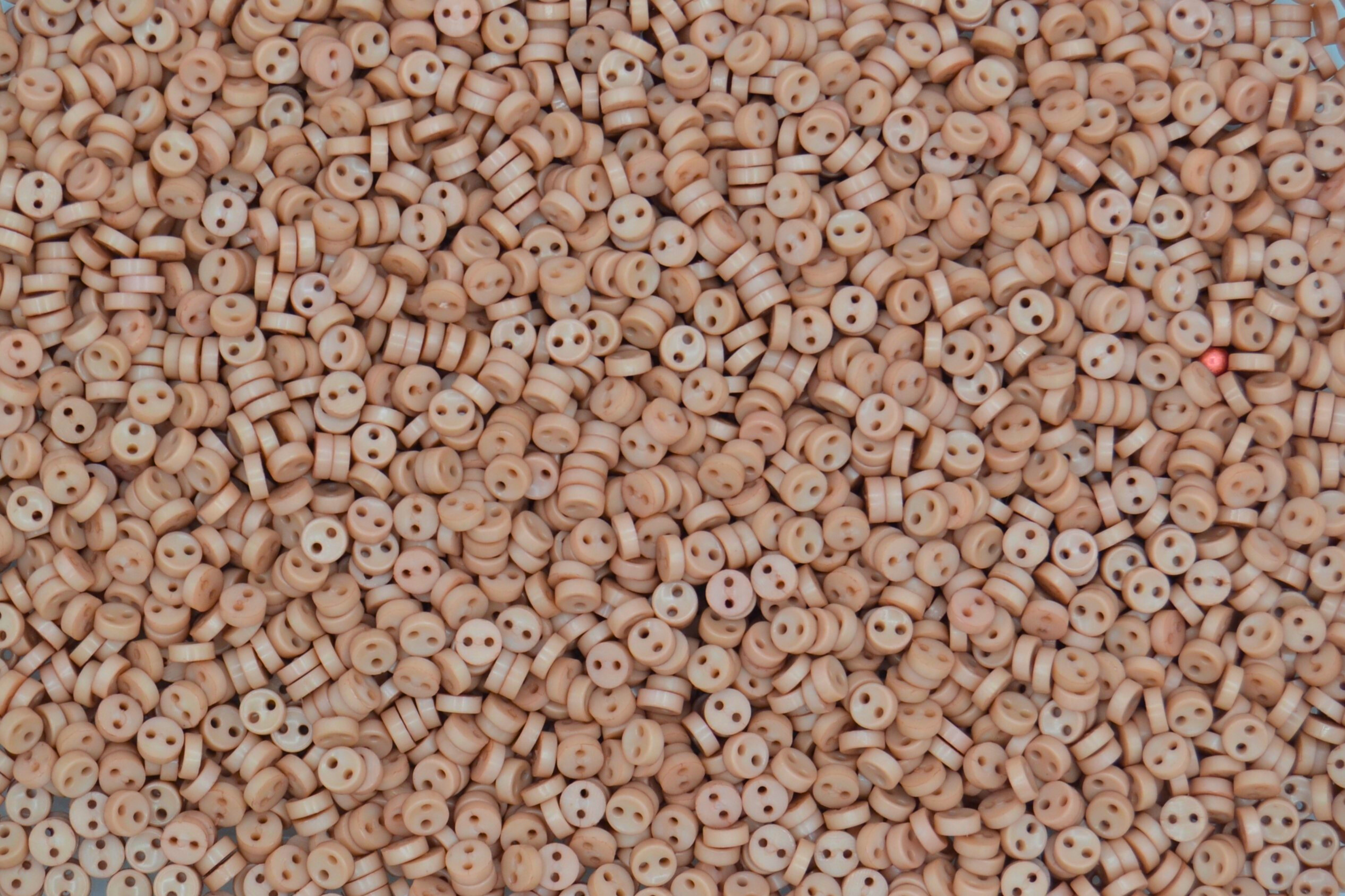 5mm Teddy Brown Round Mini Doll Buttons - Dolls & Soft Toys Clothes